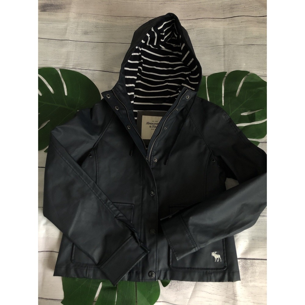 Abercrombie Kids Blue Raincoat, Boys  - M, $130 Retail